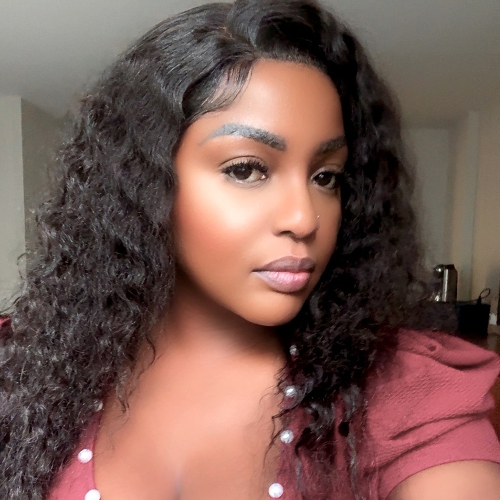 Meet your Posher, Keysha